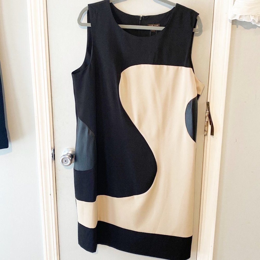 NEW Voir Voir Stretch Dress Size 16